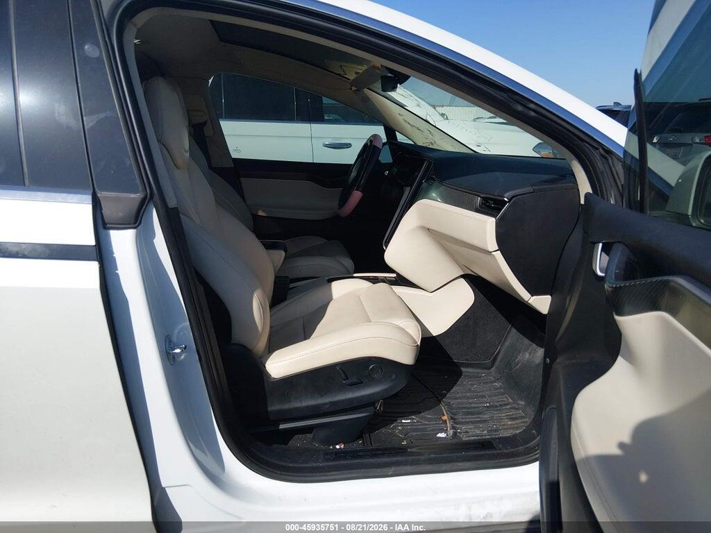 5YJXCBE20JF135526 2018 TESLA MODEL X photo no. 5