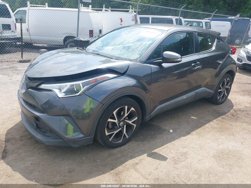 NMTKHMBX1JR018765 2018 TOYOTA C-HR photo no. 2