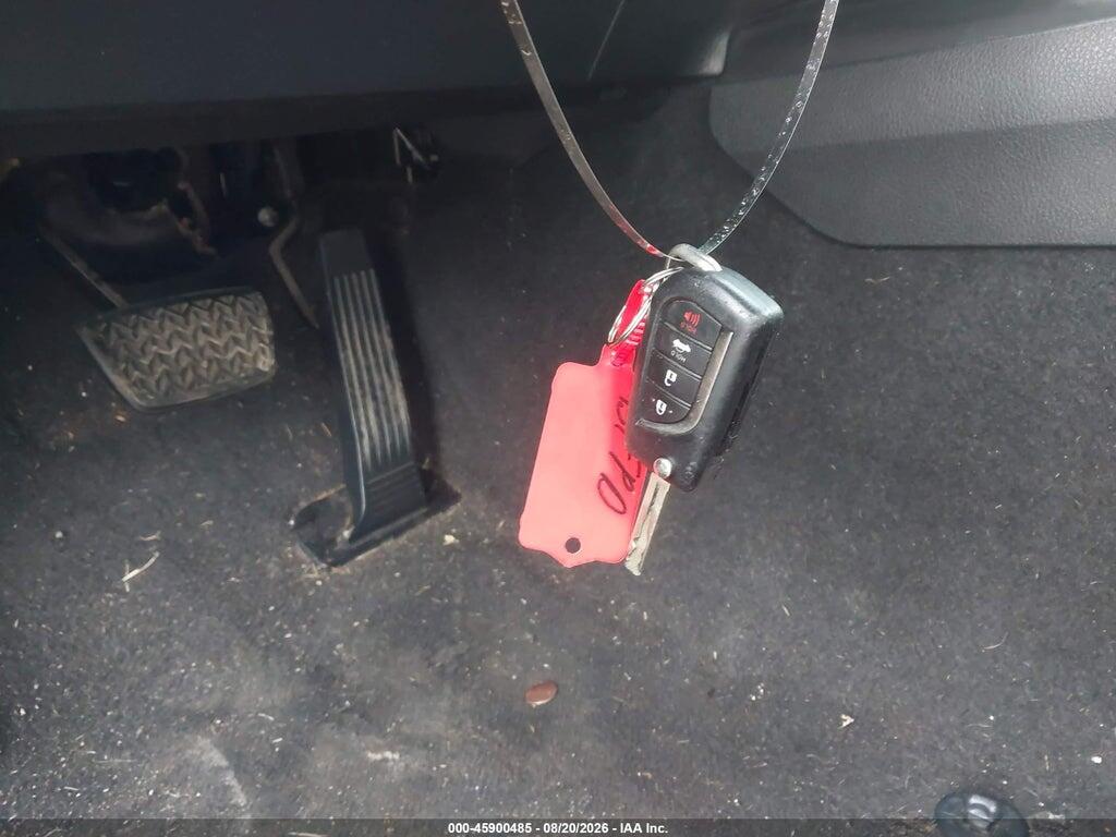 4T1B11HKXJU585256 2018 TOYOTA CAMRY photo no. 11