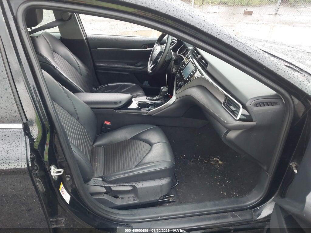 4T1B11HKXJU585256 2018 TOYOTA CAMRY photo no. 5