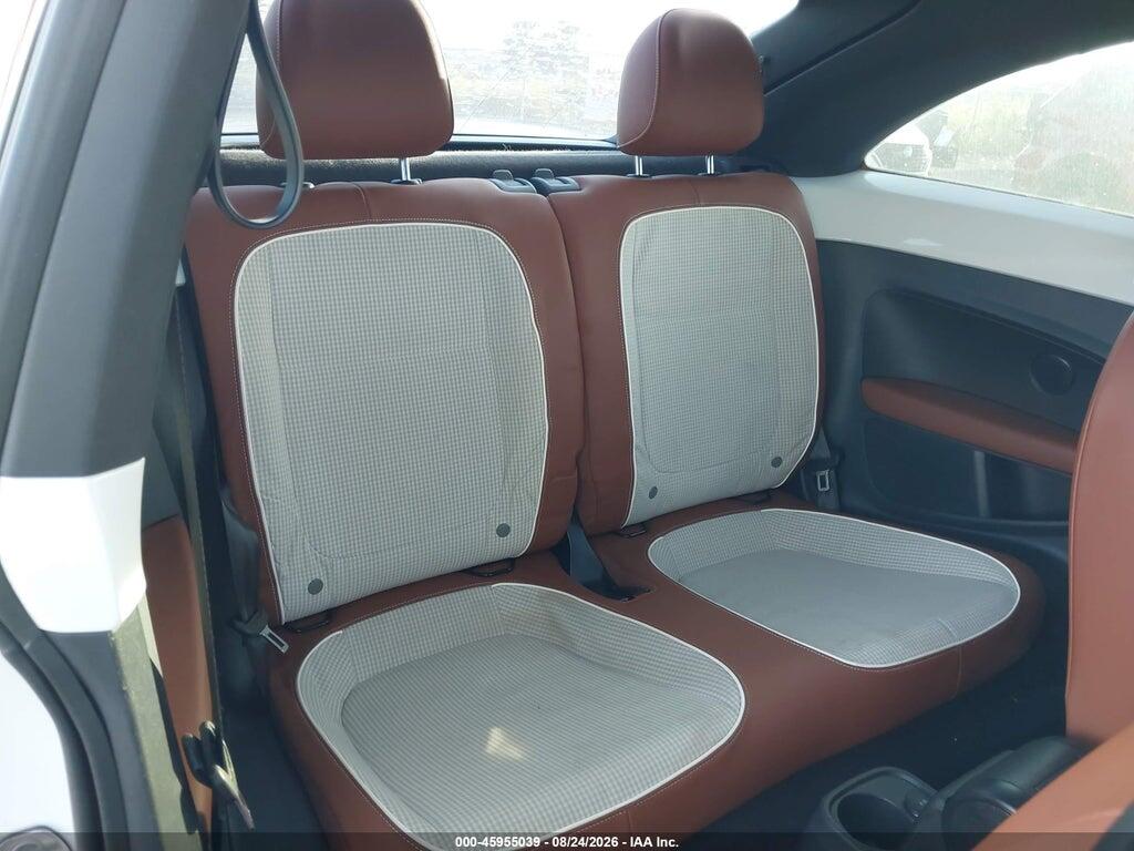3VWF17AT4HM618856 2017 VOLKSWAGEN BEETLE photo no. 8