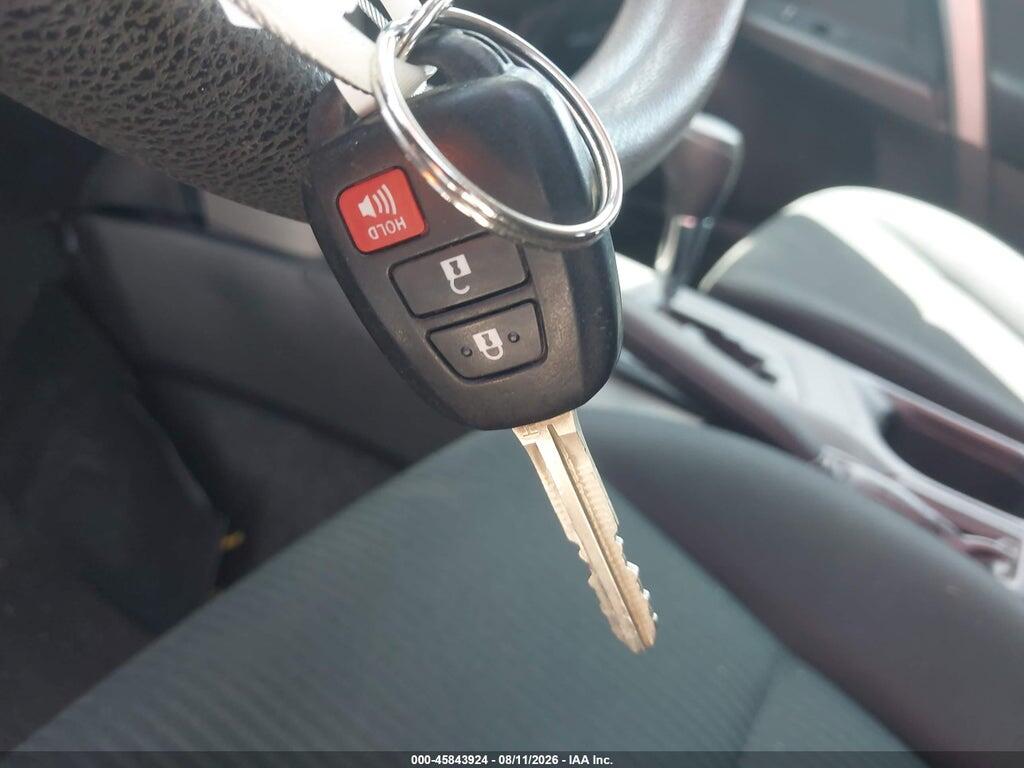 2T3ZFREV0JW481802 2018 TOYOTA RAV4 photo no. 11