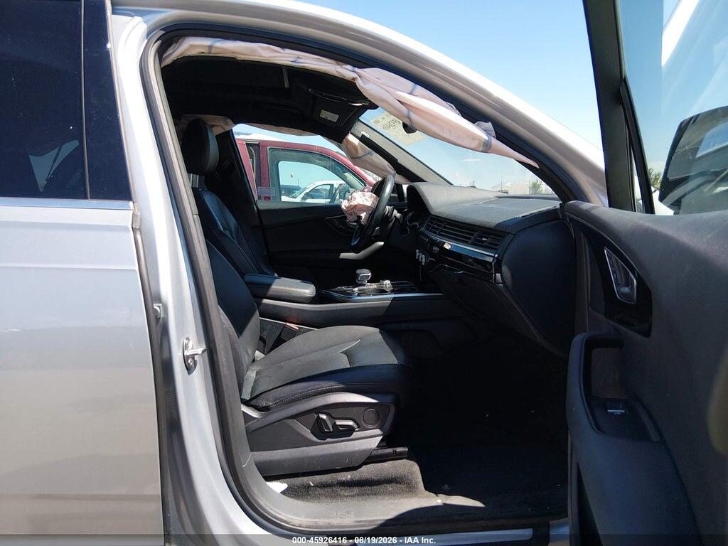 WA1AAAF76KD013935 2019 AUDI Q7 photo no. 5