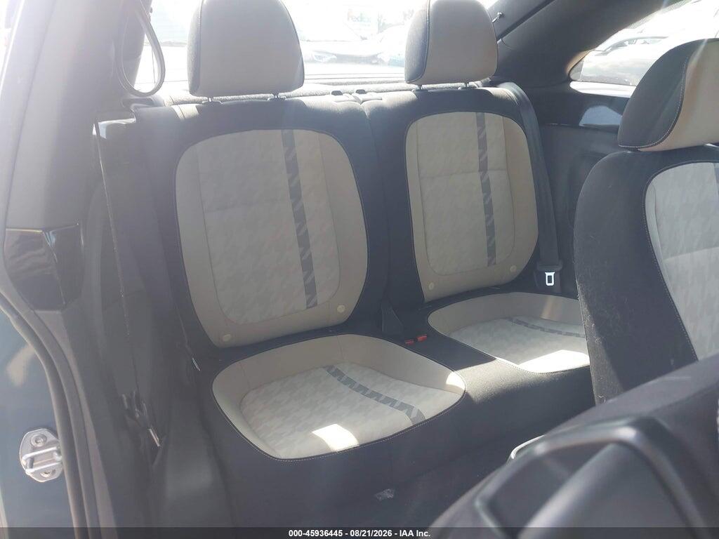 3VWFD7AT0JM707613 2018 VOLKSWAGEN BEETLE photo no. 8