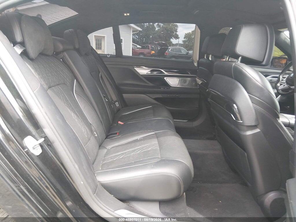 WBA7F2C59KB239860 2019 BMW 750I photo no. 8