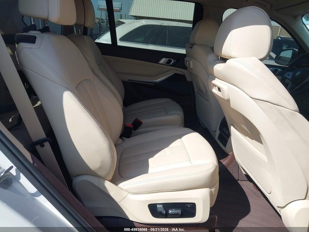 5UXCW2C54KL083706 2019 BMW X7 photo no. 8