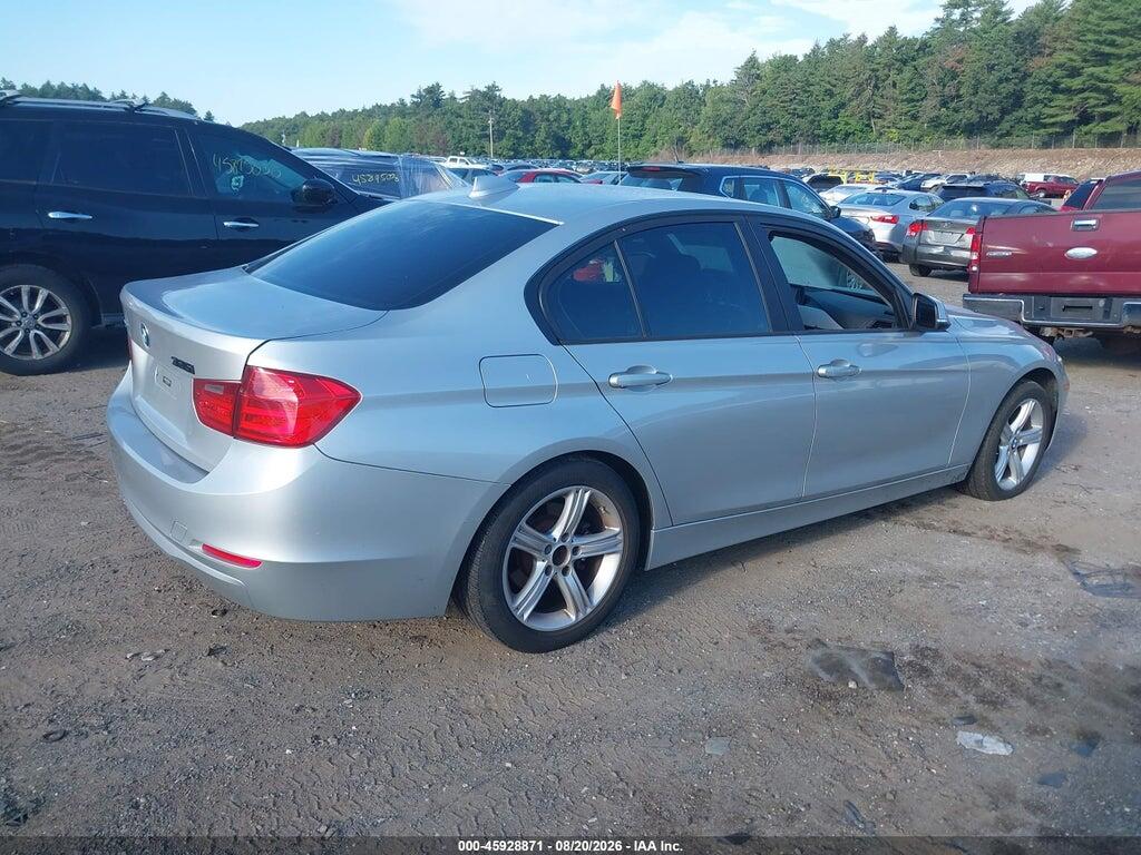 WBA3C3C59DF981989 2013 BMW 320I photo no. 4