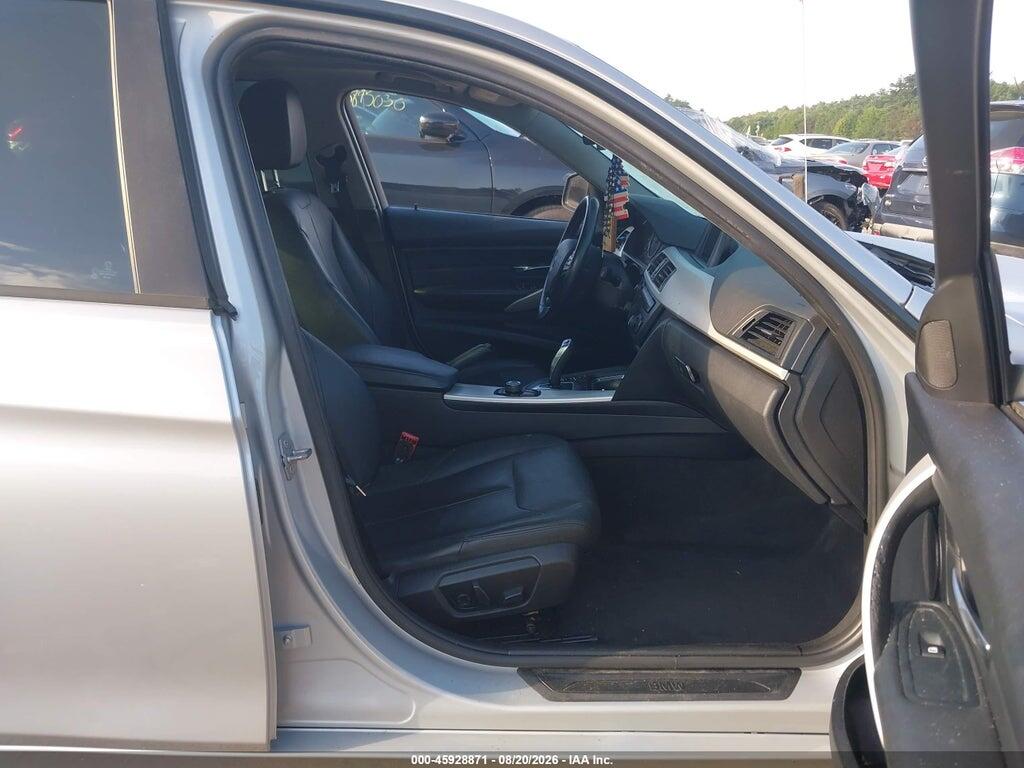 WBA3C3C59DF981989 2013 BMW 320I photo no. 5