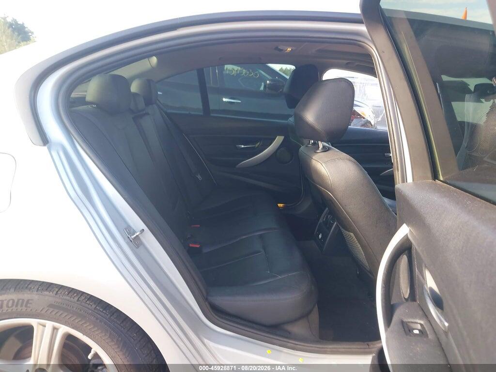 WBA3C3C59DF981989 2013 BMW 320I photo no. 8