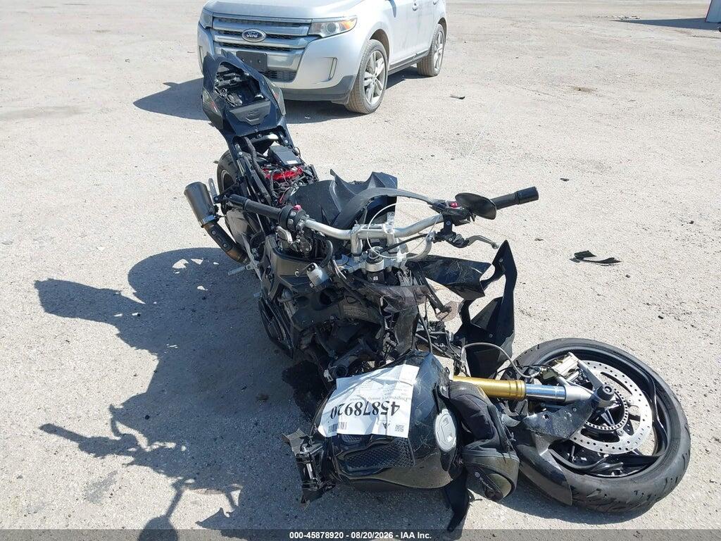 2020 BMW S 1000 WB10D6209LZ972472