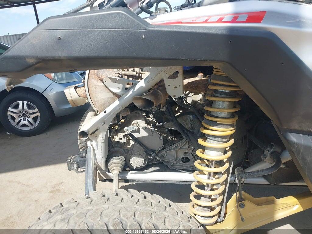 3JBVXAW28KK001265 2019 CAN-AM MAVERICK X3 photo no. 8