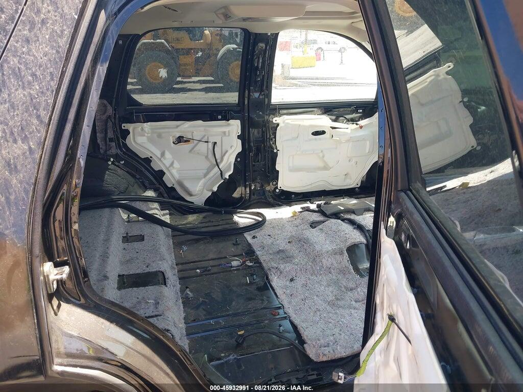 1GYS3DEF0DR234932 2013 CADILLAC ESCALADE photo no. 8