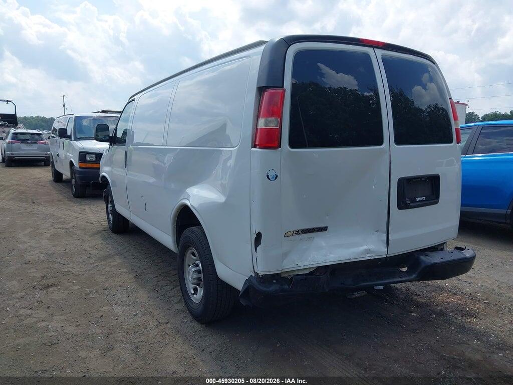 1GCWGAFPXK1171612 2019 CHEVROLET EXPRESS 2500 photo no. 3