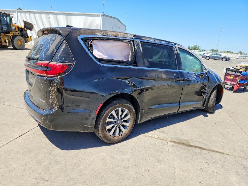 2024 CHRYSLER PACIFICA HYBRID SELECT — Фото 3 из 12