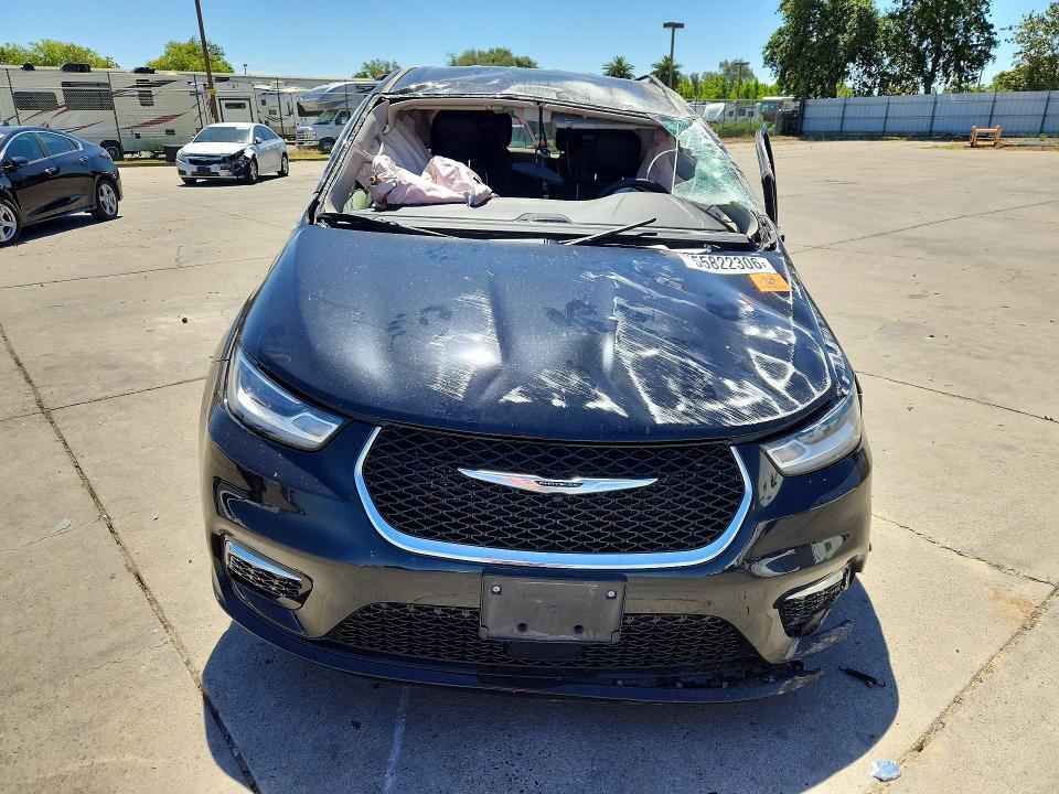 2024 CHRYSLER PACIFICA HYBRID SELECT — Фото 5 из 12