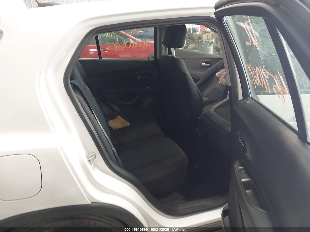 3GNCJKSB9KL361809 2019 CHEVROLET TRAX photo no. 8