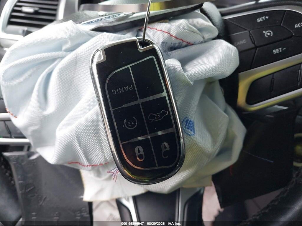 2C3CCAKG7KH569936 2019 CHRYSLER 300 photo no. 11