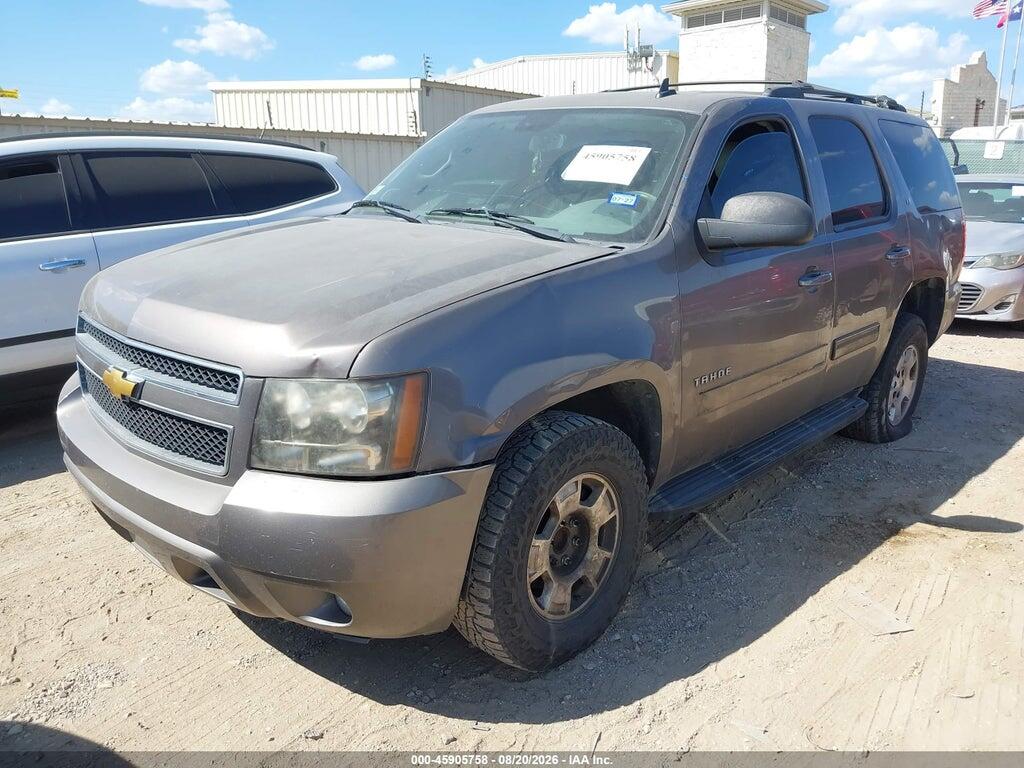 1GNSCBE03DR295480 2013 CHEVROLET TAHOE photo no. 2
