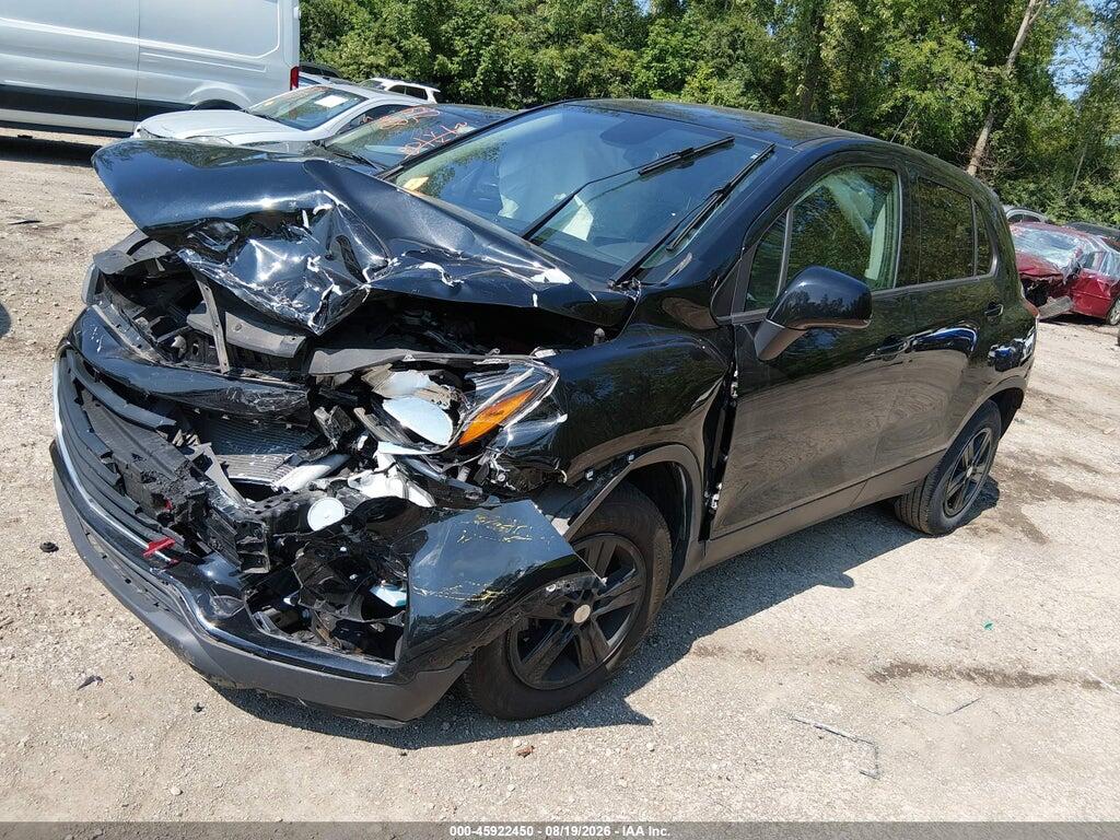 3GNCJKSB8LL304888 2020 CHEVROLET TRAX photo no. 2