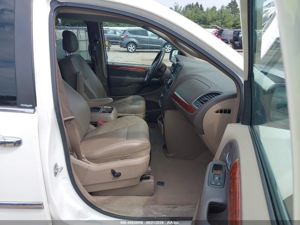2C4RC1CG4DR660857 2013 CHRYSLER TOWN & COUNTRY photo no. 5
