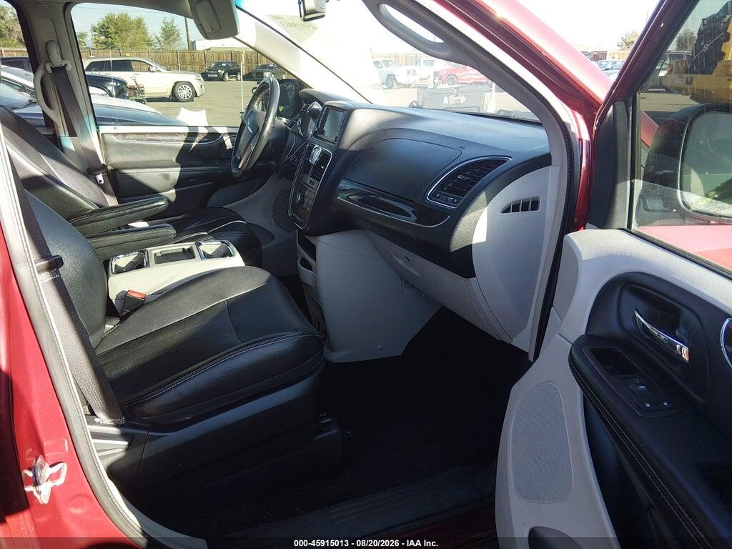 2C4RC1BG4DR744338 2013 CHRYSLER TOWN & COUNTRY photo no. 5