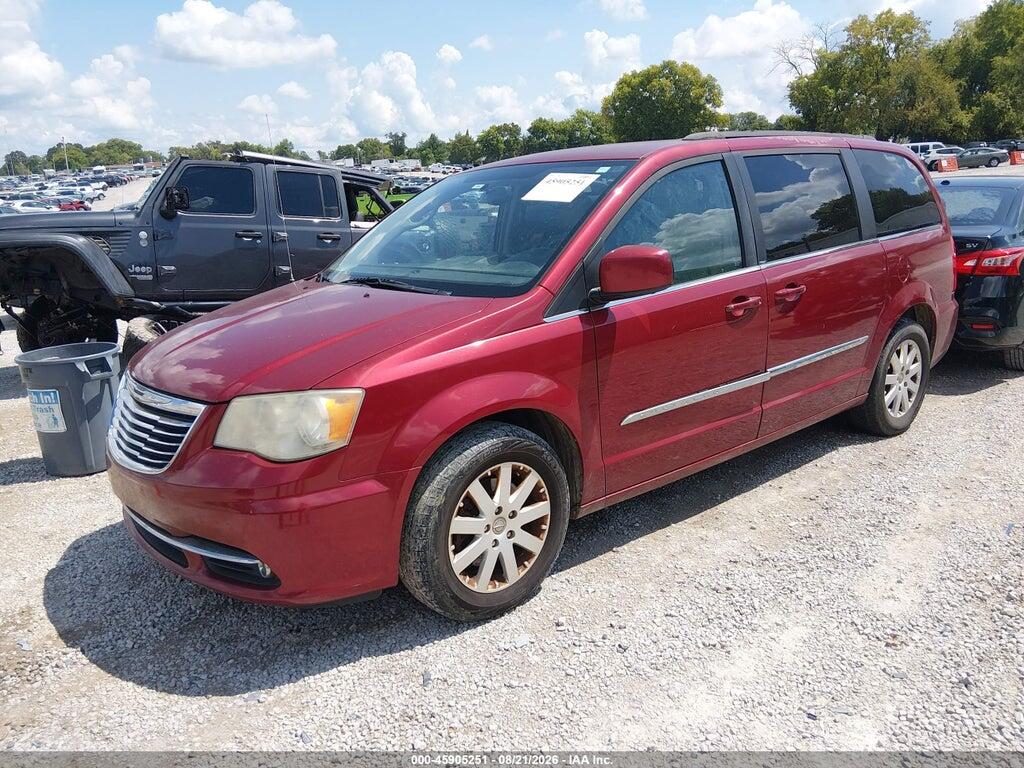 2C4RC1BGXDR565236 2013 CHRYSLER TOWN & COUNTRY photo no. 2