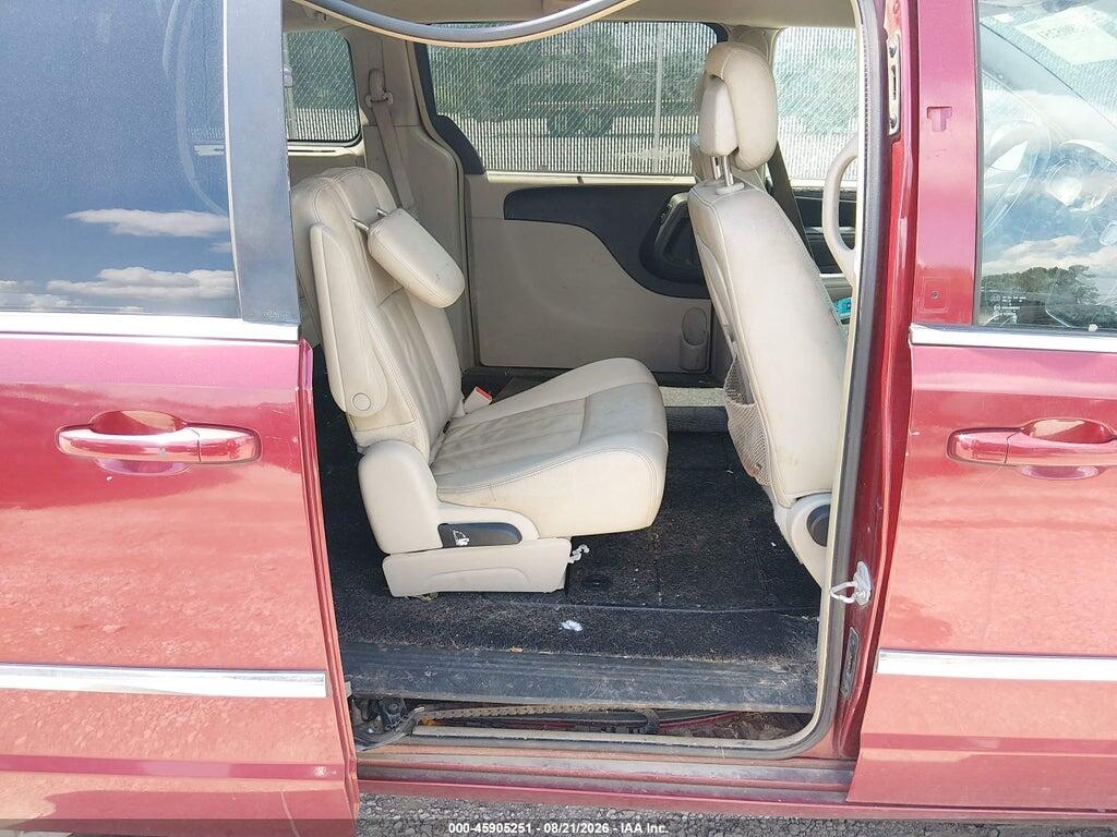 2C4RC1BGXDR565236 2013 CHRYSLER TOWN & COUNTRY photo no. 8