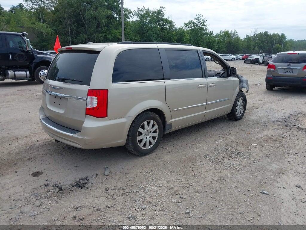 2C4RC1BG8DR558964 2013 CHRYSLER TOWN & COUNTRY photo no. 4