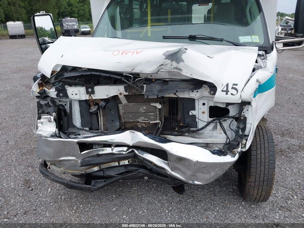 1FDFE4FS2KDC73993 2019 FORD E-450 CUTAWAY photo no. 6