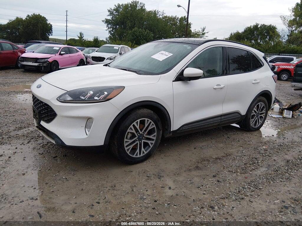 1FMCU9H60LUA95246 2020 FORD ESCAPE photo no. 2