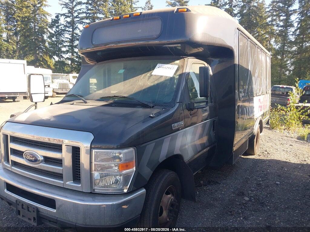 1FDEE3FS7DDA95233 2013 FORD E-350 CUTAWAY photo no. 2