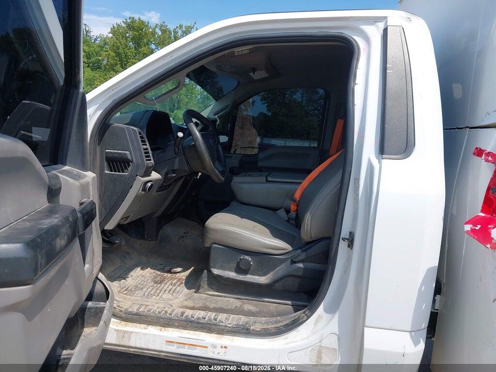 1FDUF5HT2KEF70823 2019 FORD F-550 CHASSIS photo no. 7