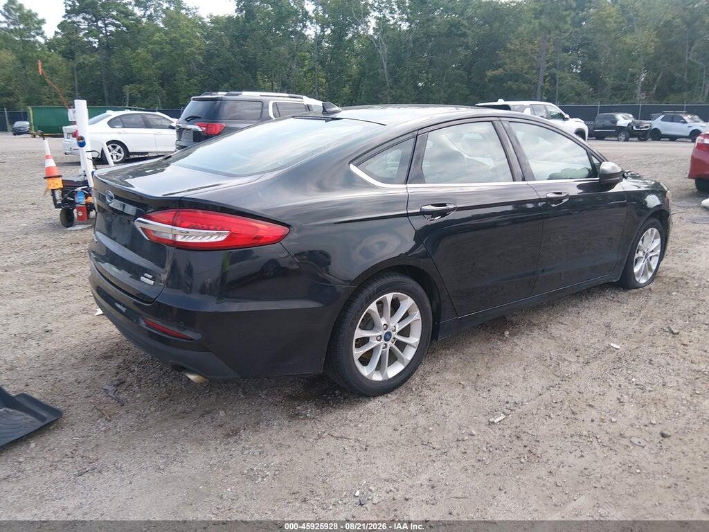 3FA6P0HD2KR246523 2019 FORD FUSION photo no. 4