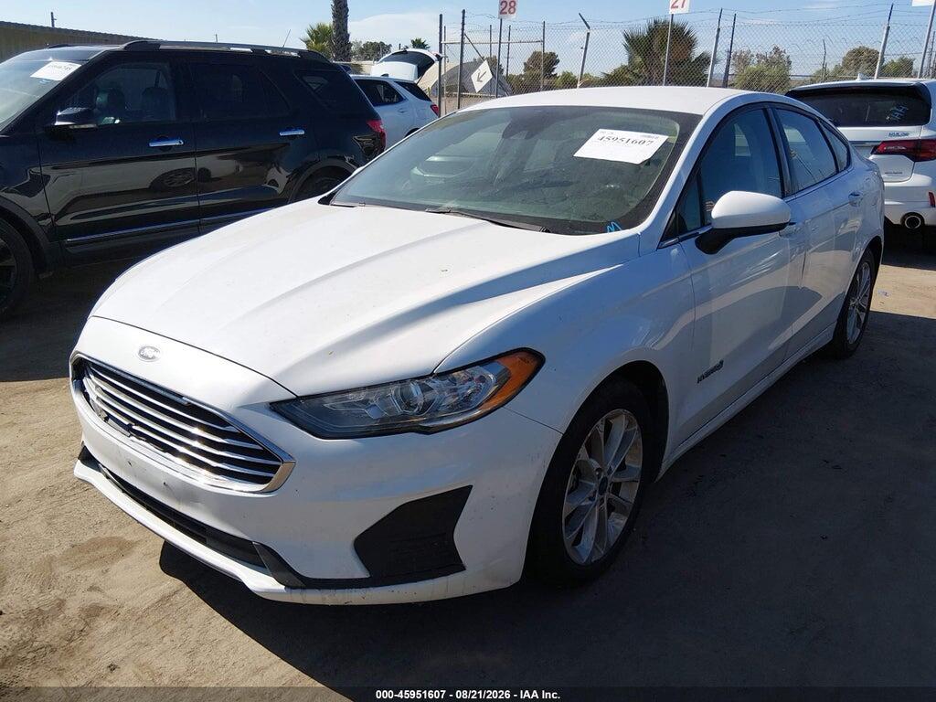 3FA6P0LU3KR261782 2019 FORD FUSION HYBRID photo no. 2