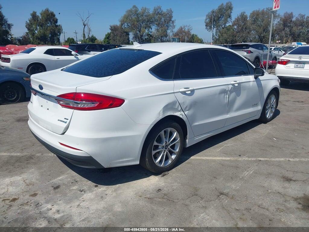 3FA6P0LU6KR222765 2019 FORD FUSION HYBRID photo no. 4
