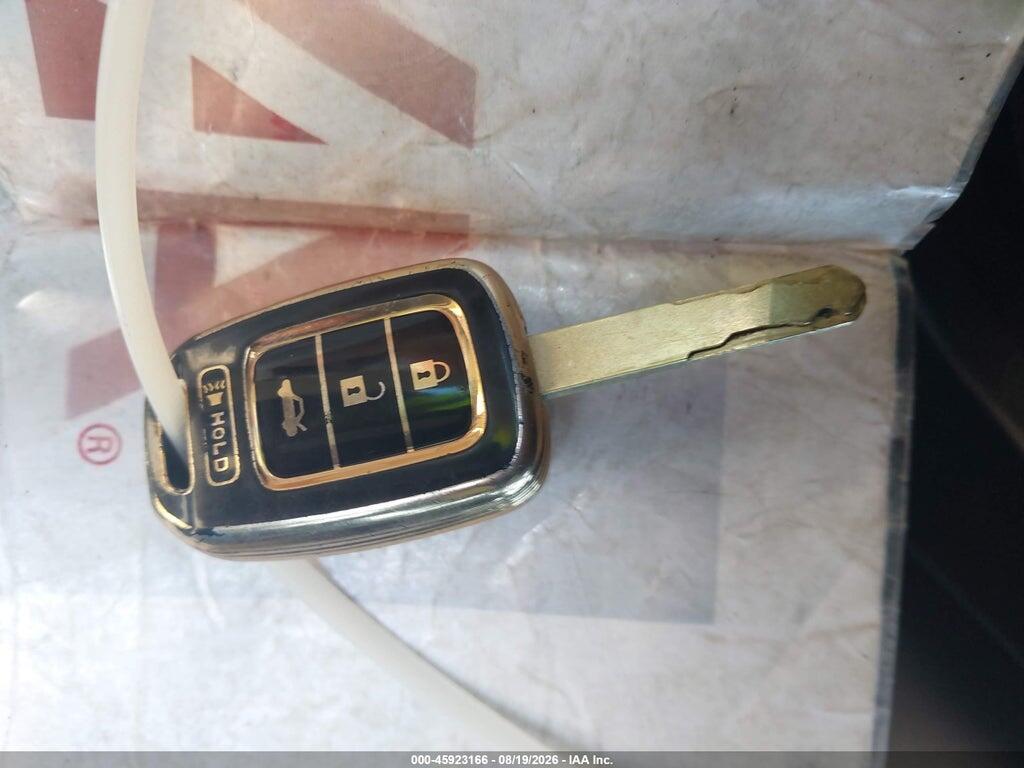 1HGCR2F52DA053236 2013 HONDA ACCORD photo no. 11