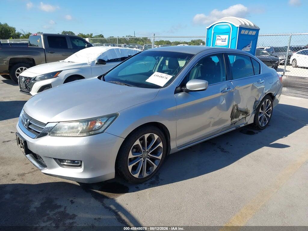 1HGCR2F53DA226472 2013 HONDA ACCORD photo no. 2