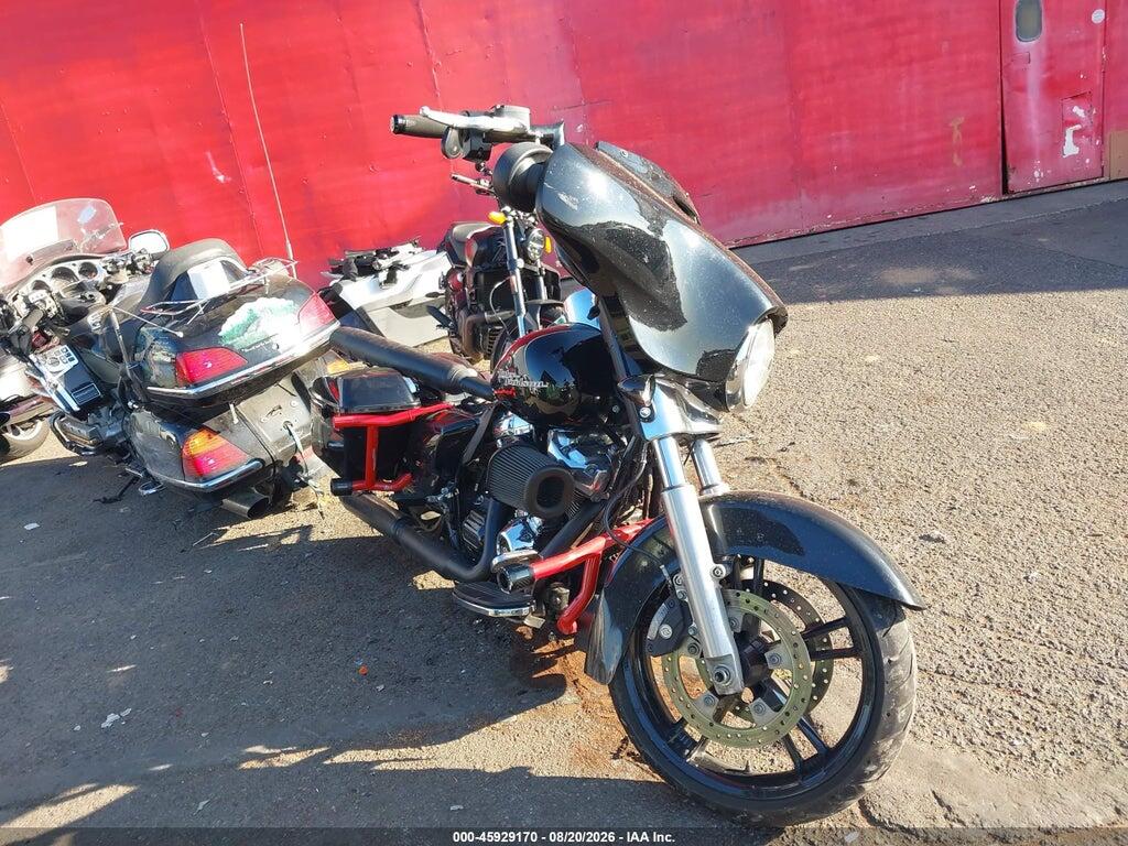 2019 HARLEY-DAVIDSON FLHX 1HD1KBC18KB646391