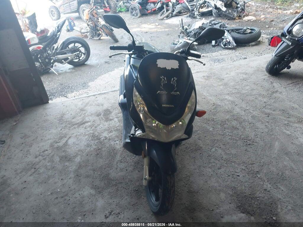 MLHKF1216D5006006 2013 HONDA PCX photo no. 5