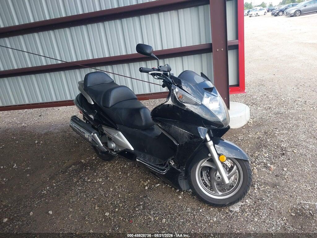 JH2PD0149DK100341 2013 HONDA SILVERWING photo no. 1