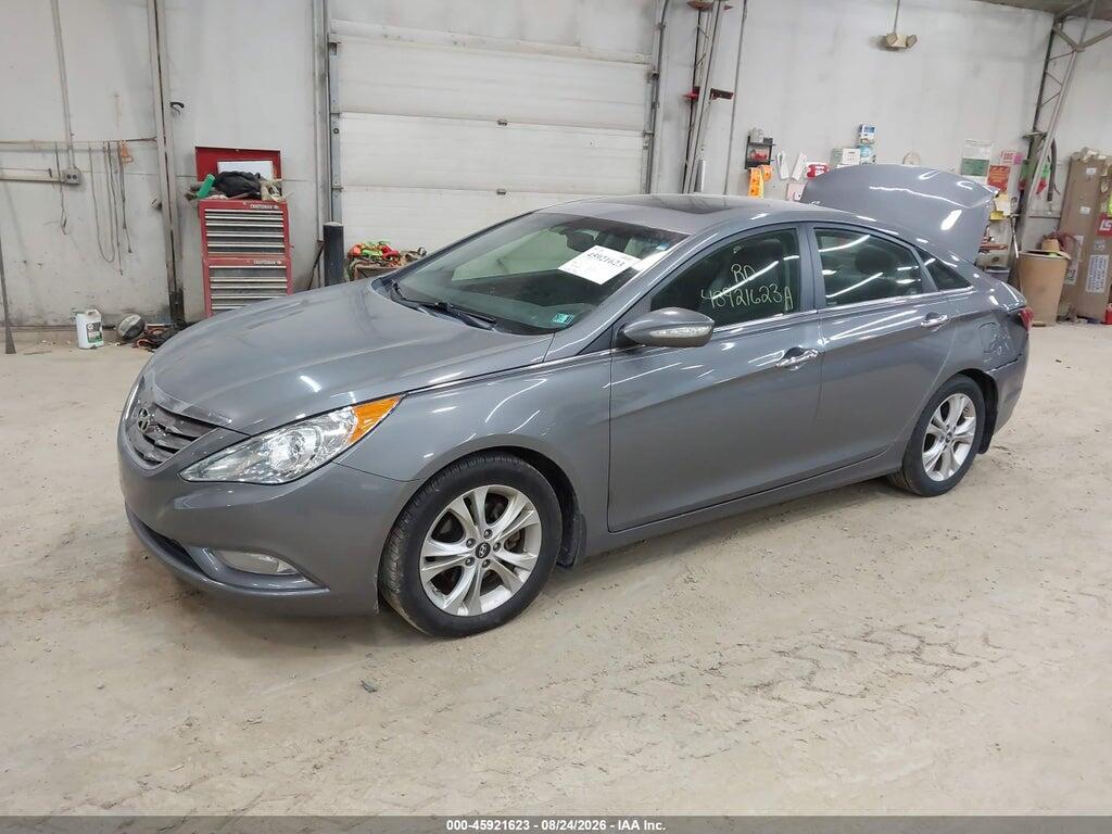 5NPEC4ACXDH551073 2013 HYUNDAI SONATA photo no. 2