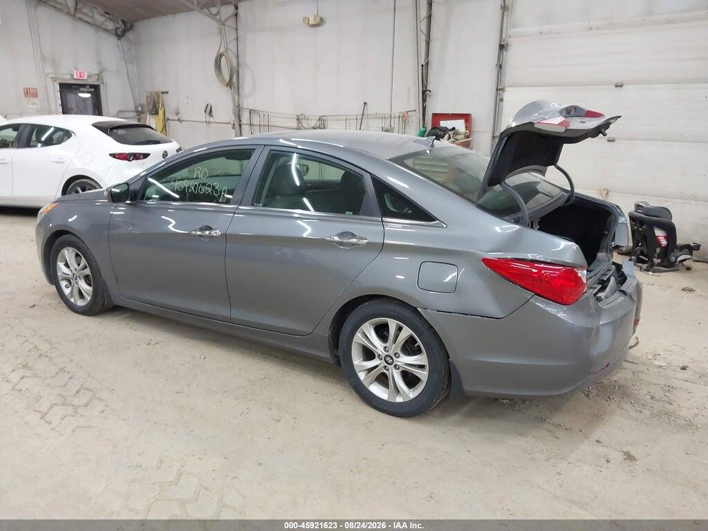 5NPEC4ACXDH551073 2013 HYUNDAI SONATA photo no. 3