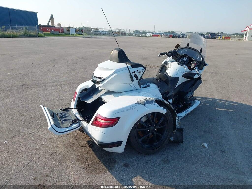 JH2SC7908LK200054 2020 HONDA GL1800 photo no. 4