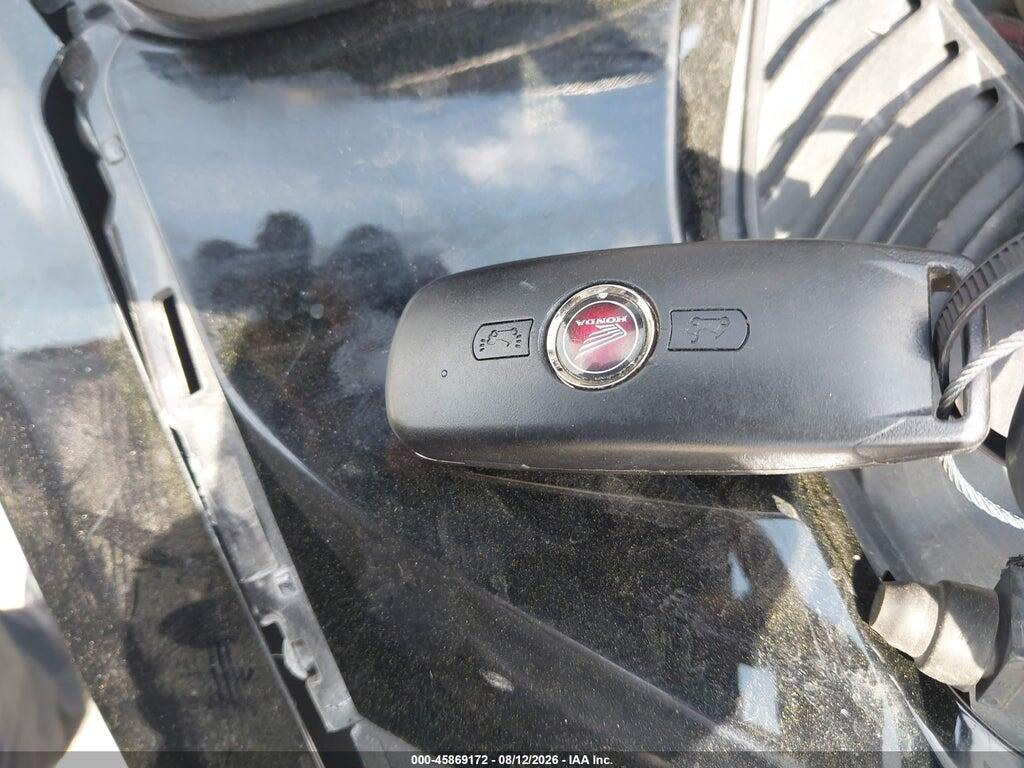 JH2SC7945KK100270 2019 HONDA GL1800 photo no. 11