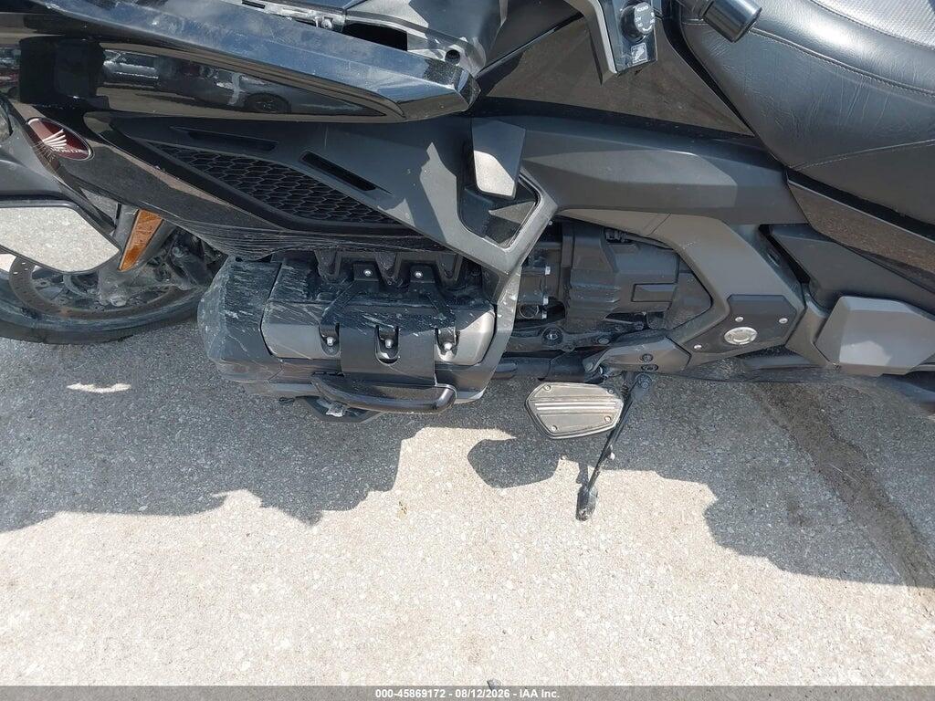 JH2SC7945KK100270 2019 HONDA GL1800 photo no. 9