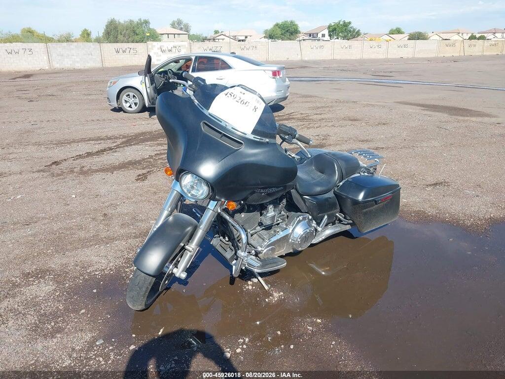 1HD1KBM18EB649097 2014 HARLEY-DAVIDSON FLHX photo no. 2