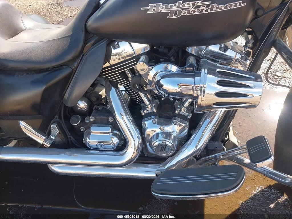 1HD1KBM18EB649097 2014 HARLEY-DAVIDSON FLHX photo no. 8