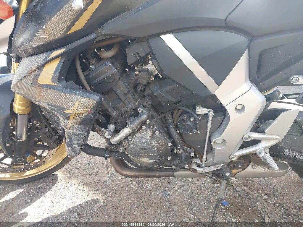 ZDCSC6015EF215236 2014 HONDA CB1000 photo no. 9
