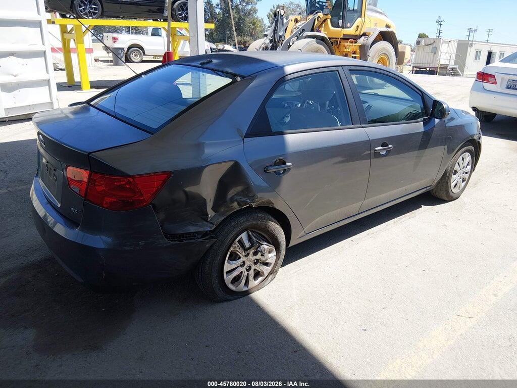 KNAFU4A25D5731390 2013 KIA FORTE photo no. 4