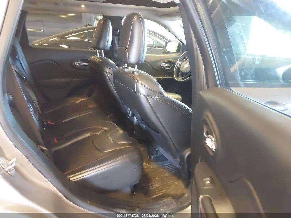 1C4PJMBX2KD282425 2019 JEEP CHEROKEE photo no. 8